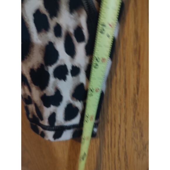 Victoria Secret Womens Leggings Cheetah Leopard Print Cropped Pocket Yoga Small - Picture 7 of 8
